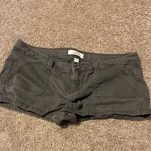 Hollister Women's Dark Green Low-Rise Cotton Jean Shorts